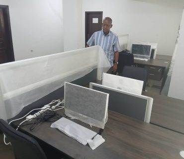 Le Centre de Recherche en Géophysique se dote d’un nouveau cœur technologique : la salle machine « Prof ZANA »